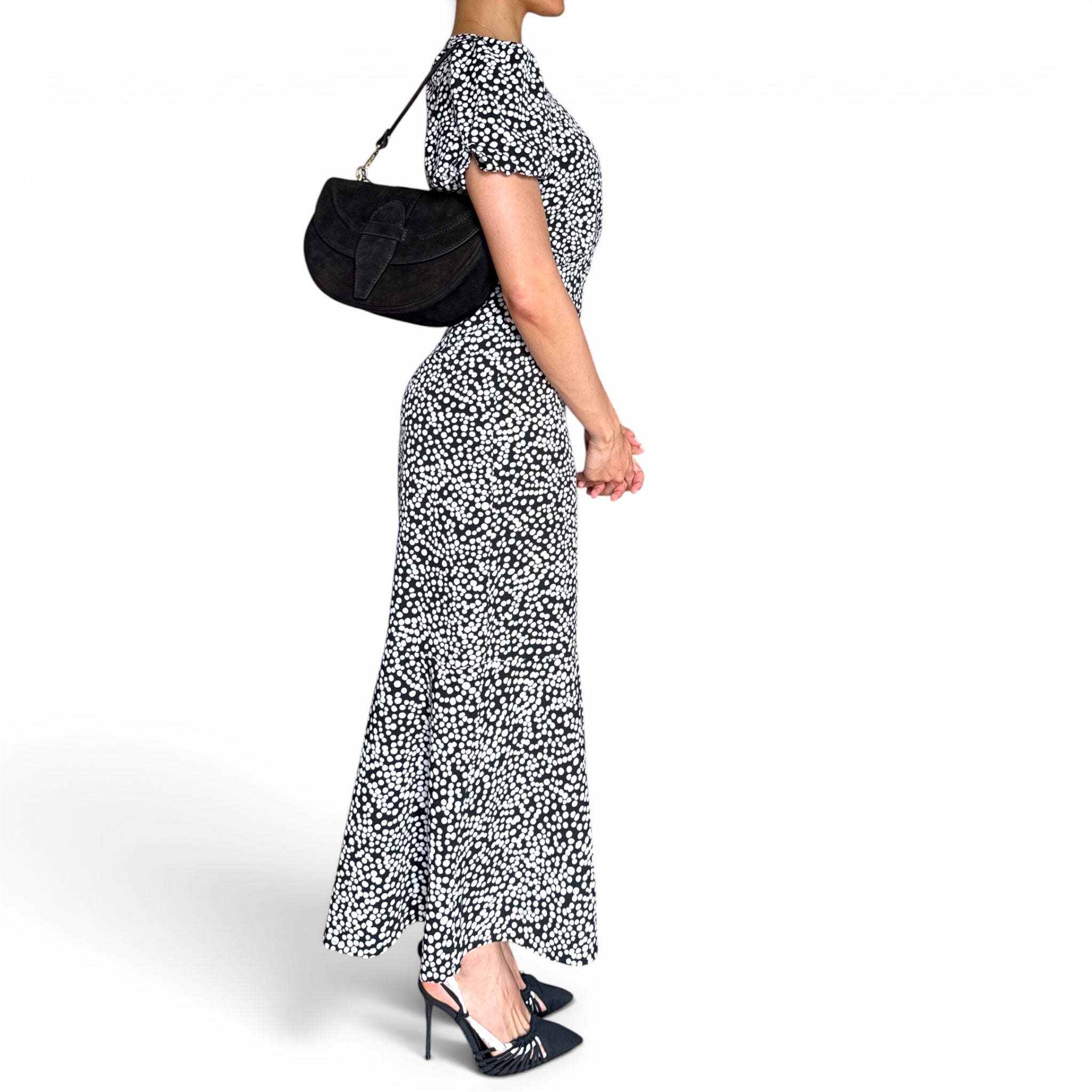 Giulietta Italian Suede Crescent Shoulder Bag – Structured Luxury Handbag Made in Italy