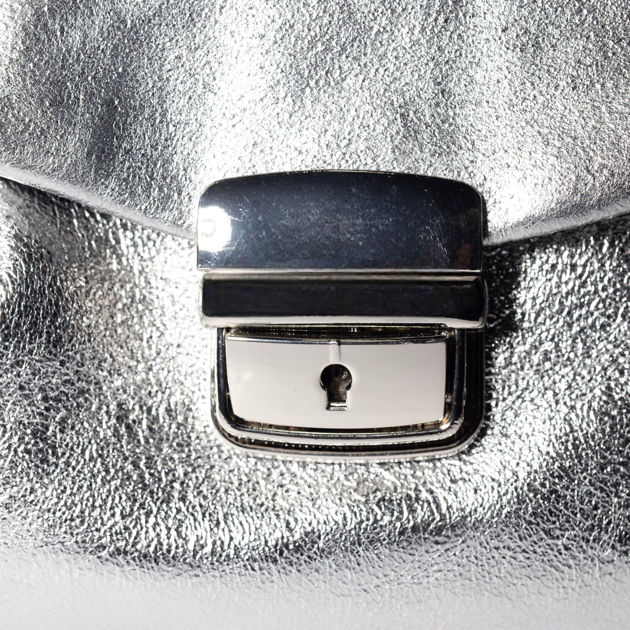 italian-leather-lock-closure-detail