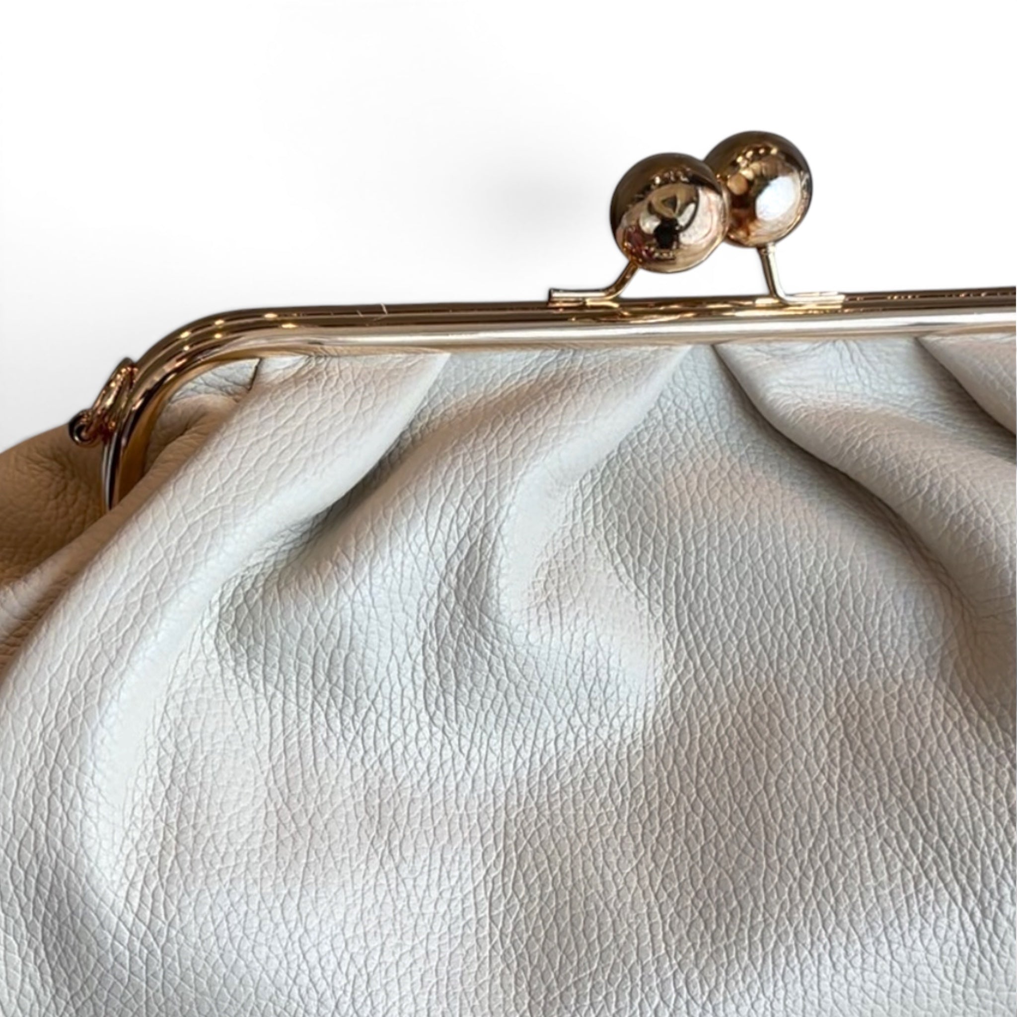 Large Italian leather handbag with kiss lock closure