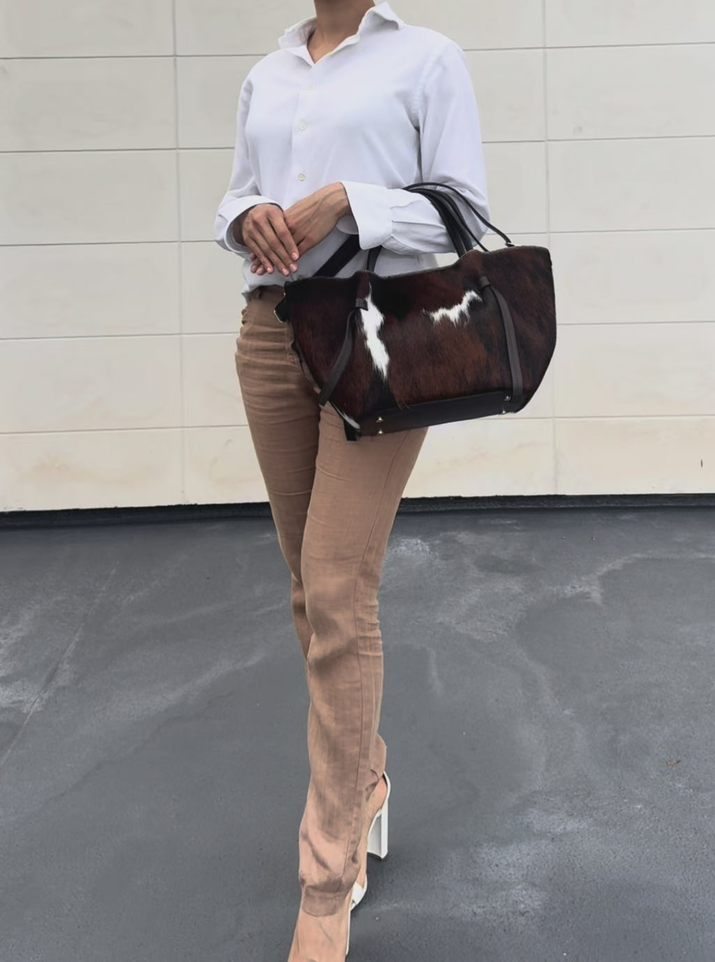 italian-hair-calf-leather-tote-bag-video