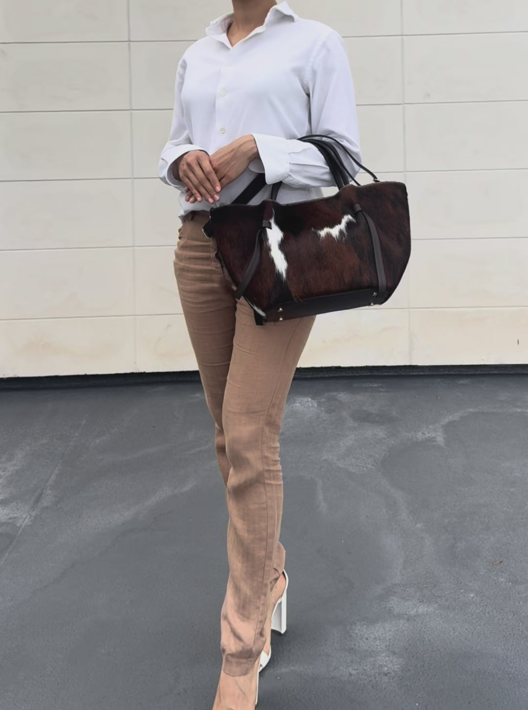 italian-hair-calf-leather-tote-bag-video